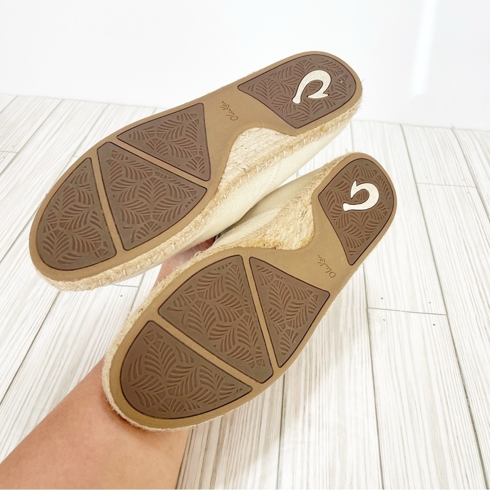 Women's OluKai Shoes - Picture 6 of 9